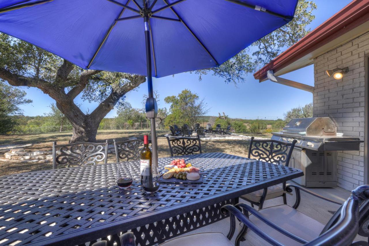 Casa Bonita Firepit-Grill & Hill Country Views! Villa Fredericksburg Exterior photo